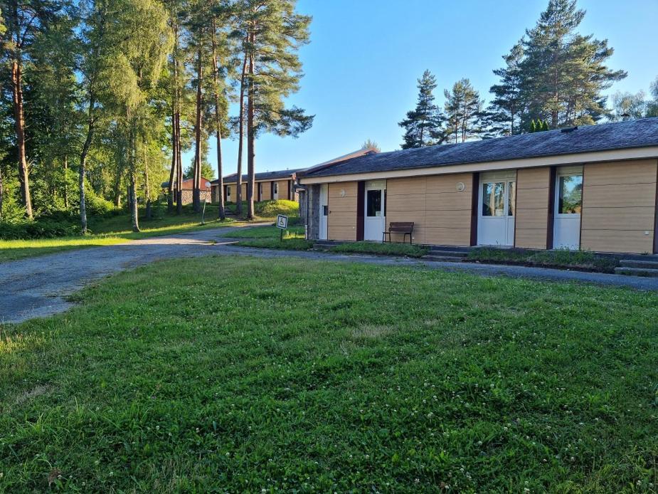 Hotel Vvf Eden Lake Эглетон Экстерьер фото